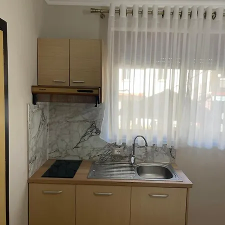 Andi's 2 Apartment